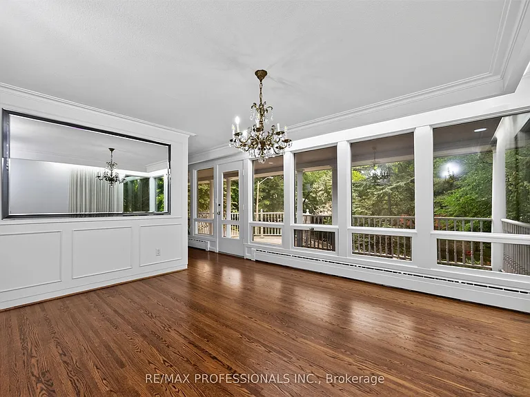 32 Edenbrook Hl — Photo 12