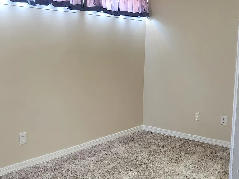 2520 Hamlet Ln #B — Photo 8