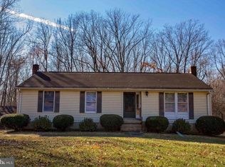 4454 Scotts Rd, Marshall, VA 20115