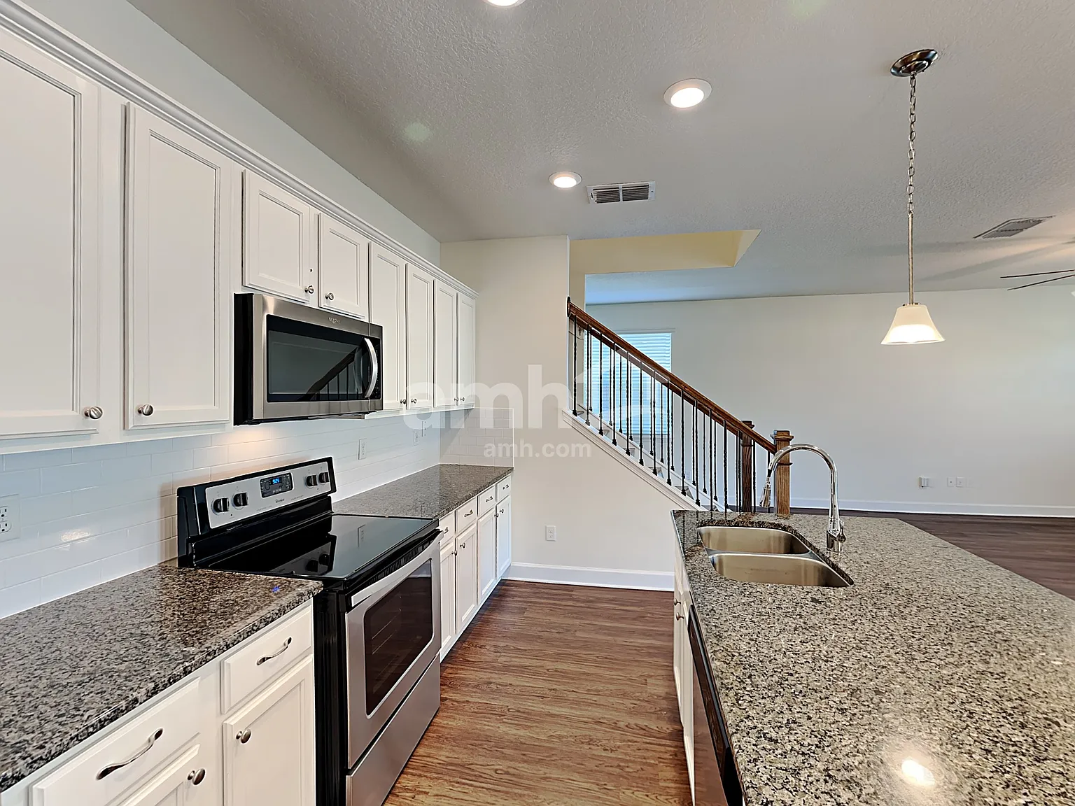 5 bed, 4.0 bath, 2675 sqft, $2,800 — Photo 4