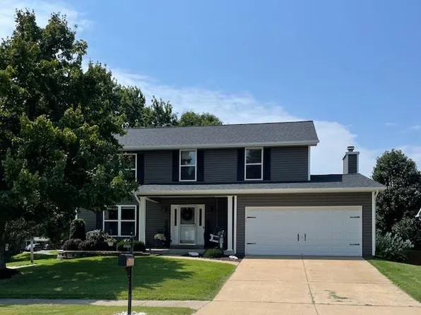 2001 Coreywood Dr, Saint Charles, MO 63303