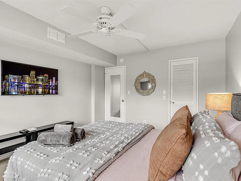808 Cypress Blvd #409 — Photo 19