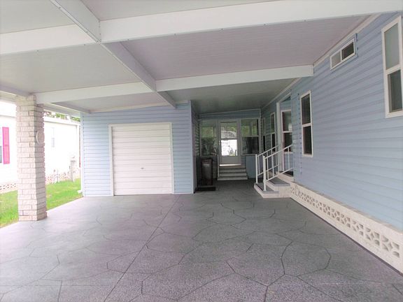 3rd image of 1459 Deverly Dr #369