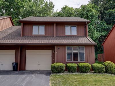 21 Spring Hl, Fairport, NY, 14450