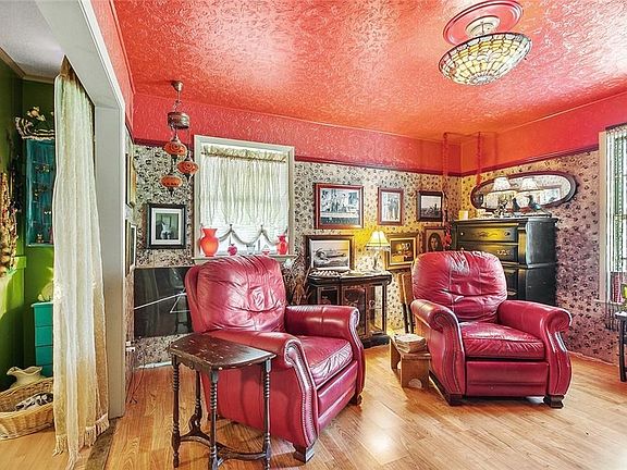 3rd image of 15216 Jewel Dr