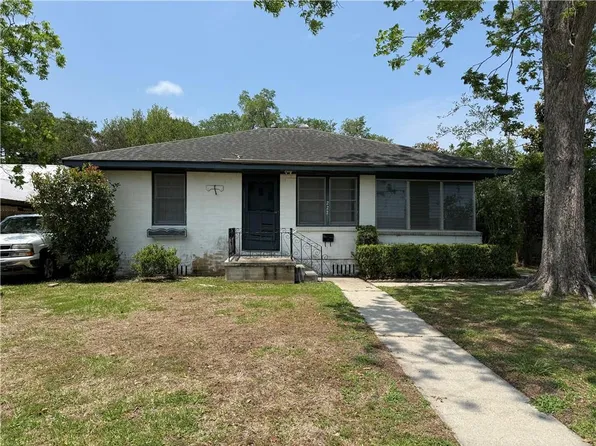 222 Walter Rd, New Orleans, LA 70123