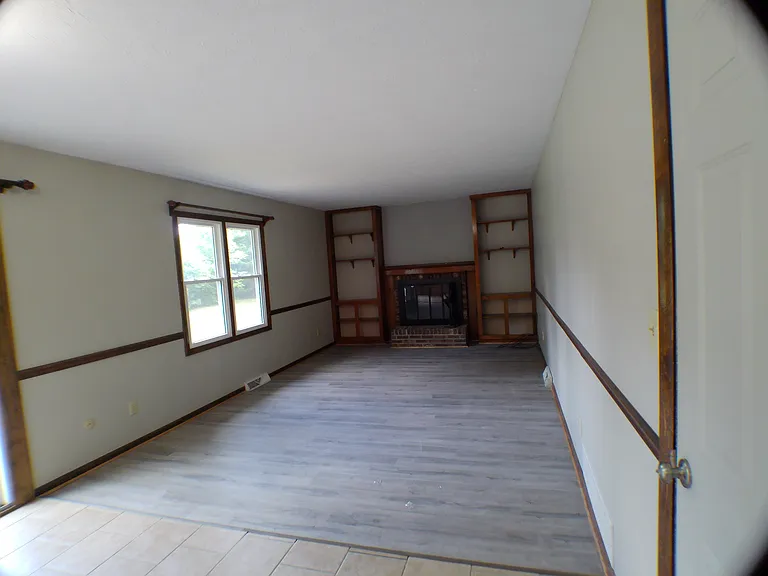 1535 Callander Dr — Photo 6