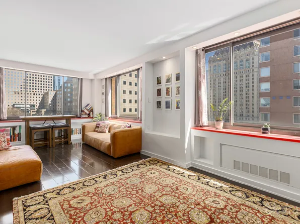 300 Albany Street 7I image 1 of 8
