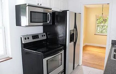 2nd image of 1107 Wilkie Dr