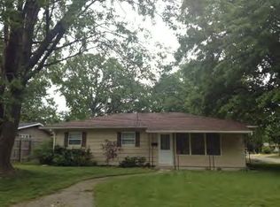 601 Lawndale Dr, Danville, IL 61832