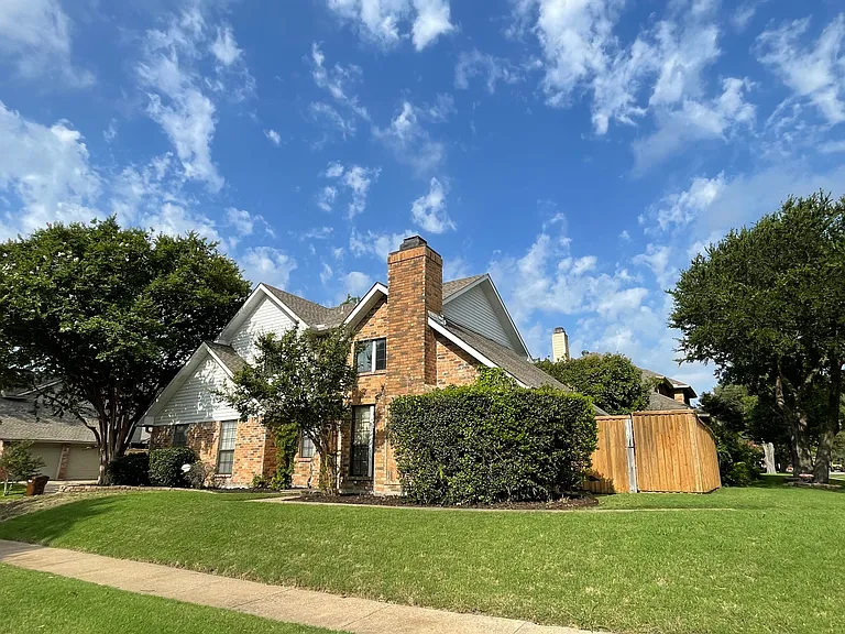 4400 Odessa Dr — Photo 19
