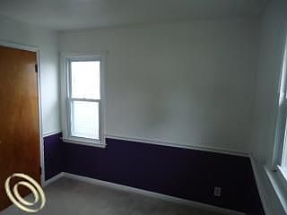 3rd image of 17102 Russell Ave