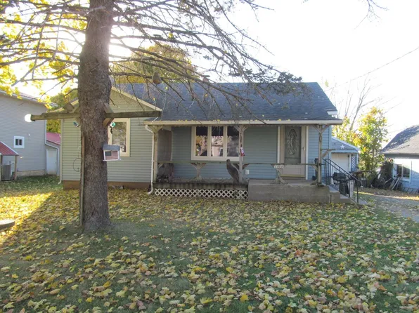 11535 Kluckhohn St, Stitzer, WI 53825