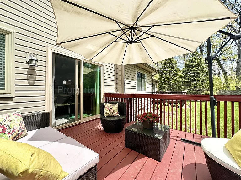 10111 Austrian Way — Photo 32