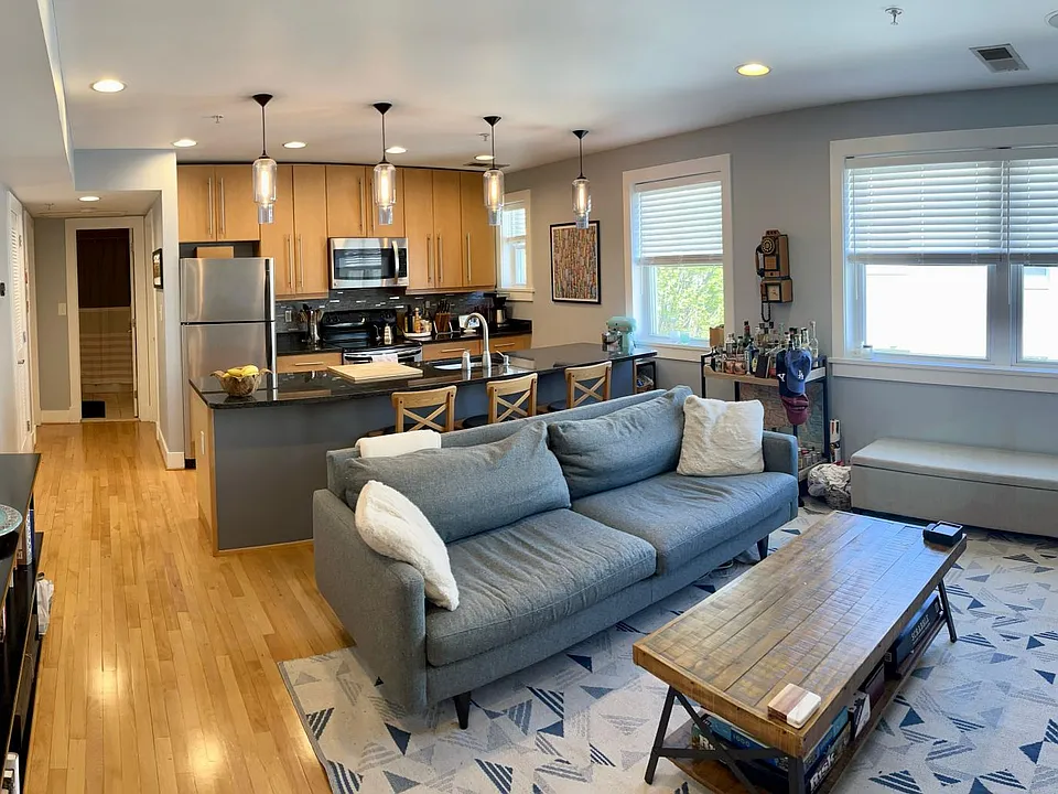 2600 Sherman Ave NW #304