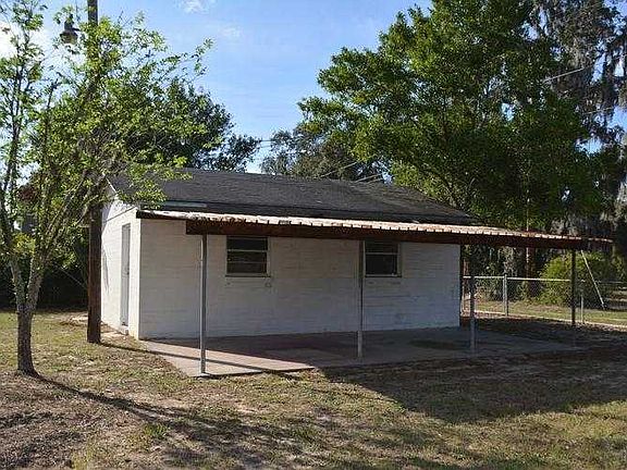Detached garage and carport