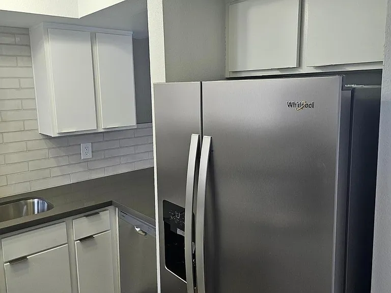 935 N Granite Reef Rd #126A — Photo 5