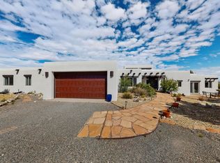 53 Camino Redondo, Placitas, NM 87043
