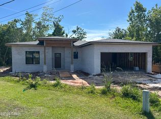 4010 E 9th St, Panama City, FL 32404