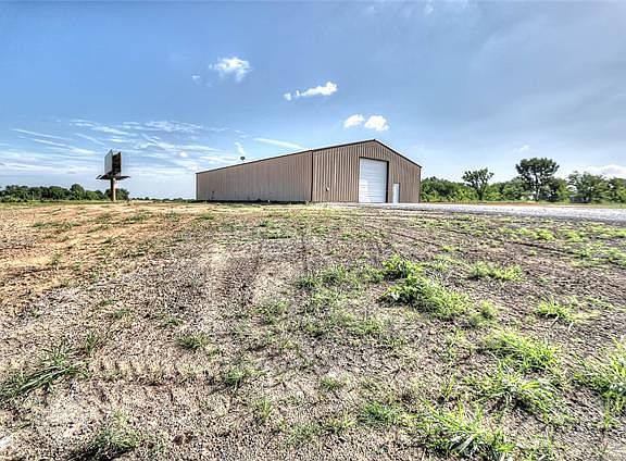3rd image of 14601 South 4060 Road