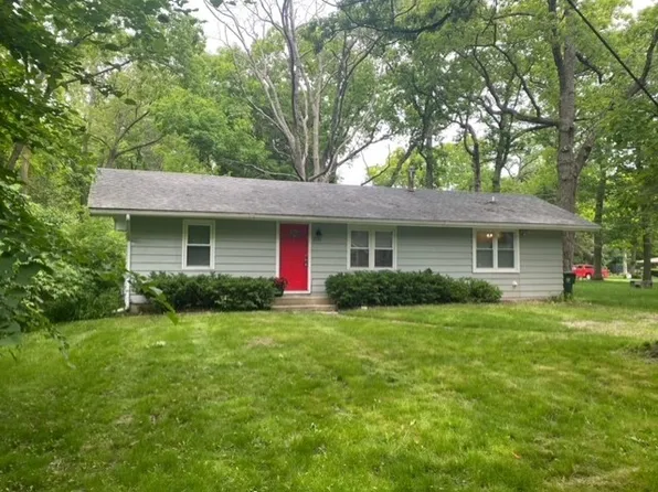 2106 5th St, Winthrop Harbor, IL 60096