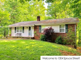 1304 Spruce St, Martinsville, VA 24112