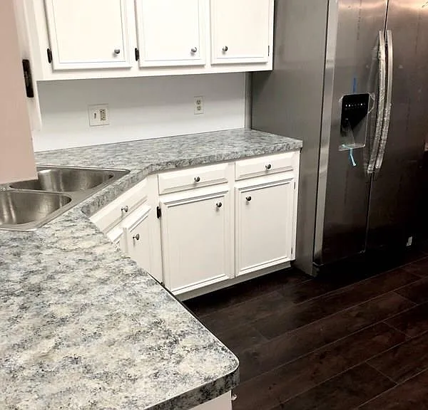 501 Geraldine Ln — Photo 12