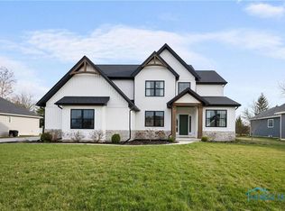 7261 Violet Ln, Maumee, OH 43537