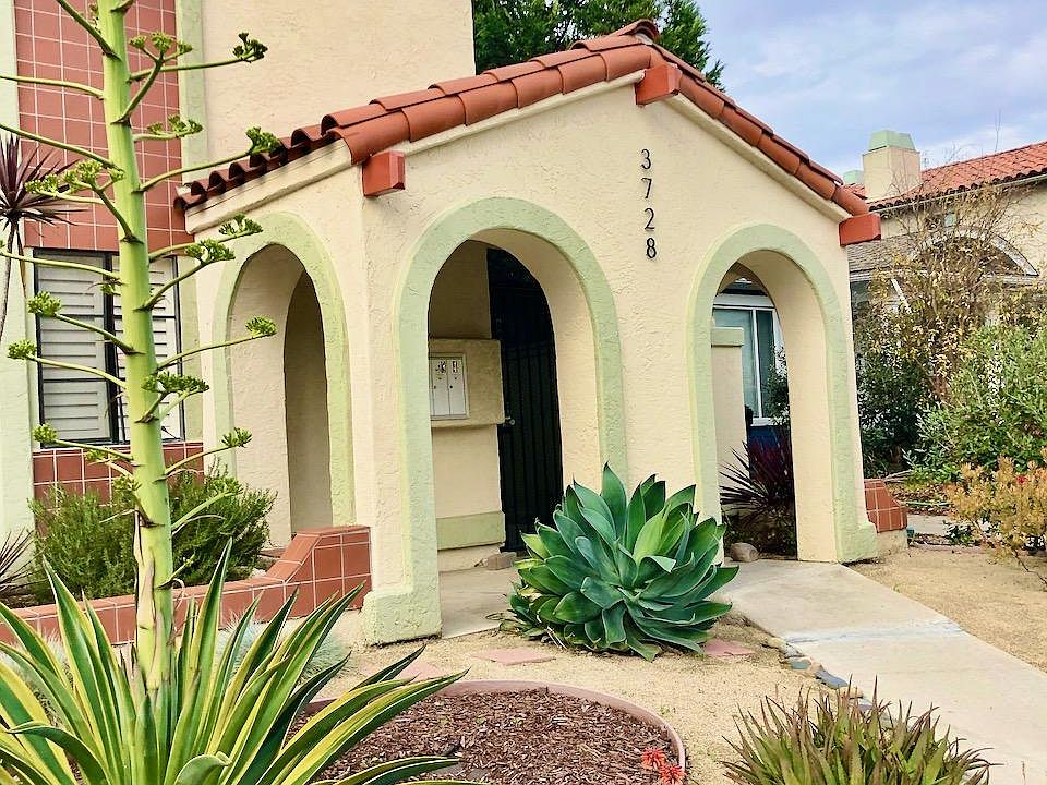 1st image of 3728 Grim Ave