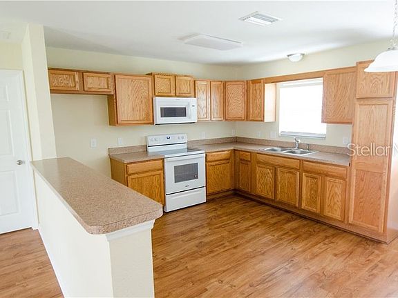 5th image of 2871 Dudley Dr