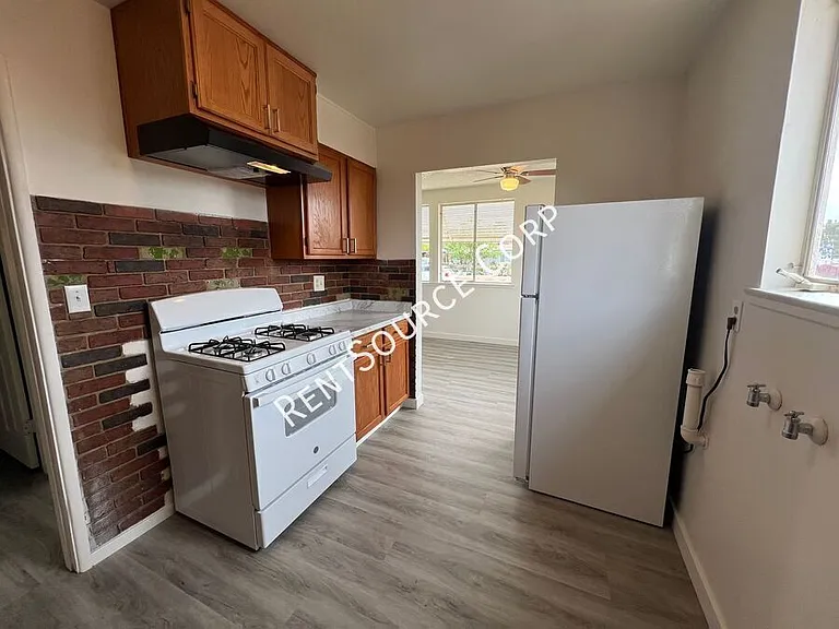 650 S Muriel Dr — Photo 10