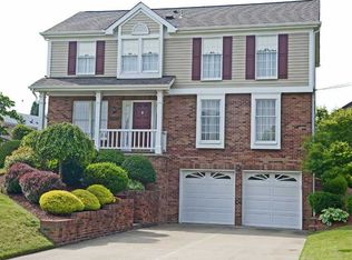 1002 Piney Ridge Dr, South Park, PA 15129