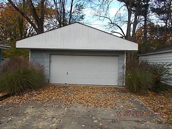 2nd image of 140 Central Ave