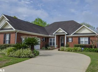 19335 Fairfax Dr, Fairhope, AL 36532