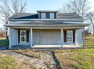 9305 N Loretto Rd, Loretto, KY 40037