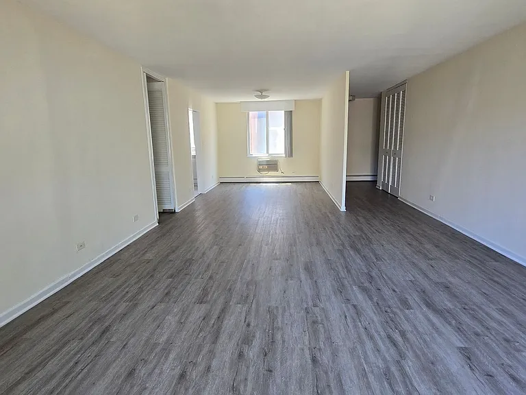 1616 HINMAN — Photo 1