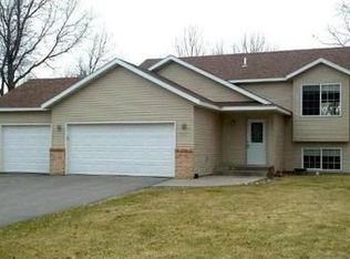 707 N Pine St, Royalton, MN 56373
