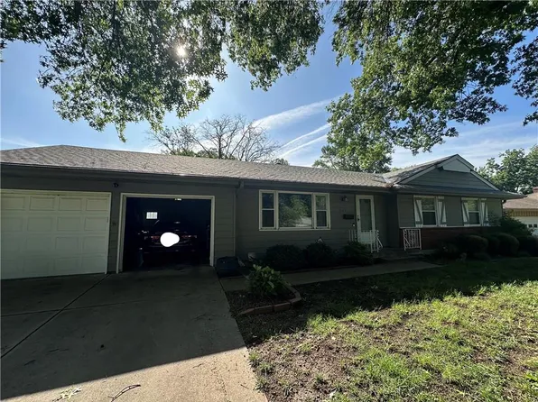 7505 Elm Ave, Raytown, MO 64138