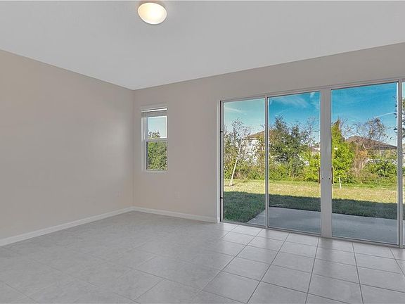 4th image of 3585 Bristol Cove Ln