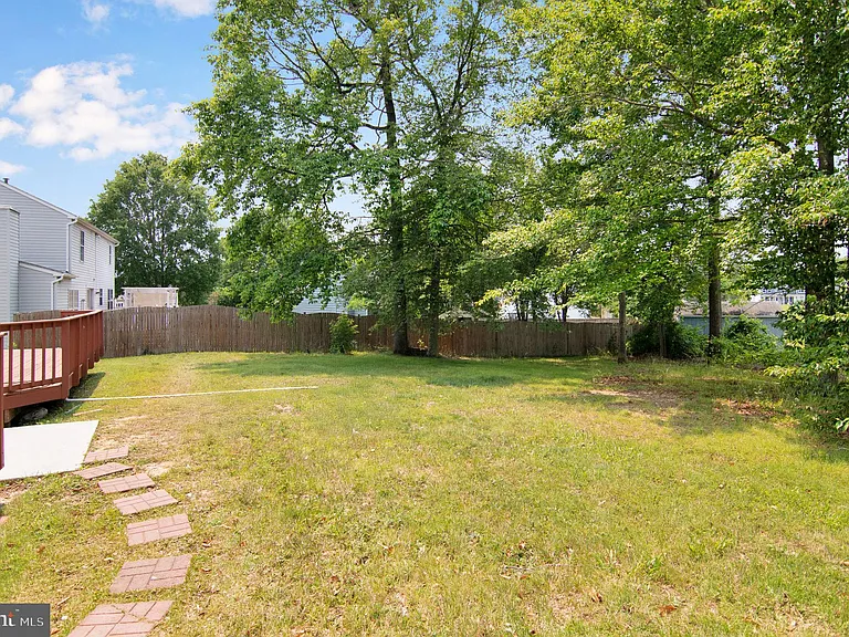 15704 Beau Ridge Dr — Photo 43