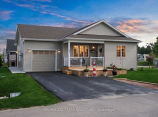 31 Reynolds Dr, Ramara, ON L3V8K1