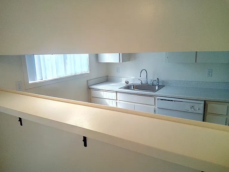 8756 SE Henderson St #8756 — Photo 6