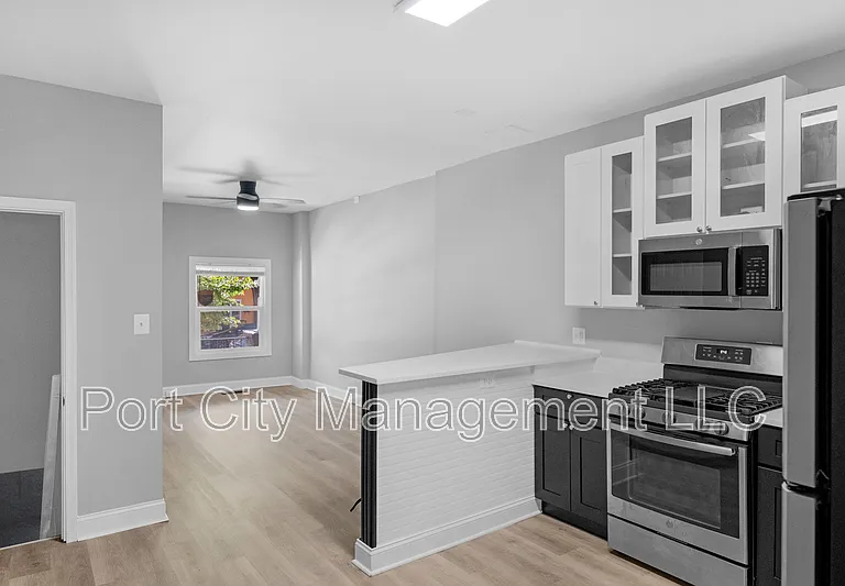 1416 N Milton Ave — Photo 19