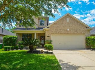 2611 Old River Ln, Richmond, TX 77406