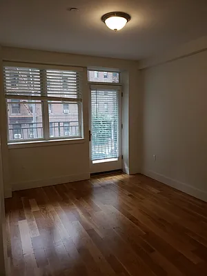Rented by Lodger Corp | media 13
