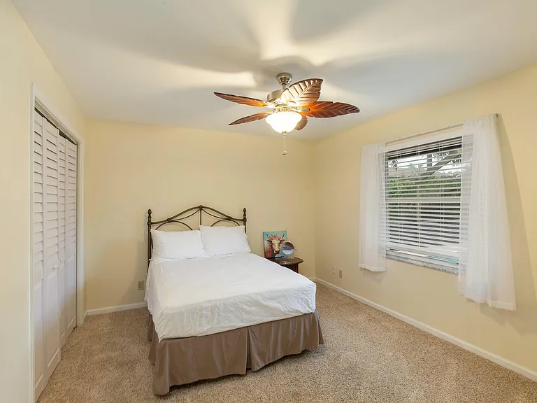 1741 Grantham Dr — Photo 20