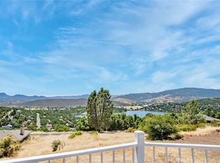 19383 Stonegate Rd, Hidden Valley Lake, CA 95467