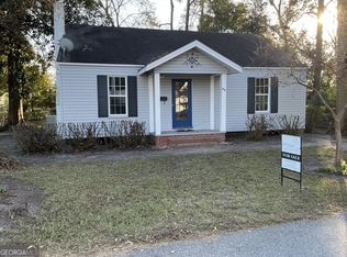 89 W Ivey St, Baxley, GA 31513