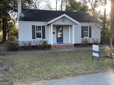89 W Ivey St, Baxley, GA, 31513