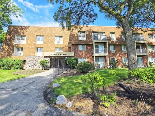 1 Villa Verde Dr APT 305, Buffalo Grove, IL 60089